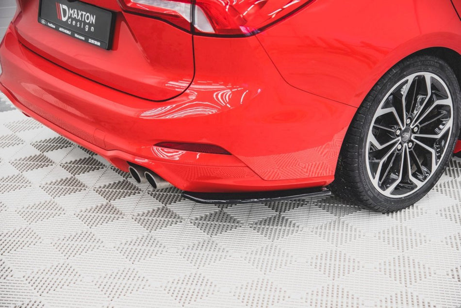 Maxton Design - REAR SIDE SPLITTERS V1 FORD FOCUS ST-LINE ESTATE MK4 (2018-)