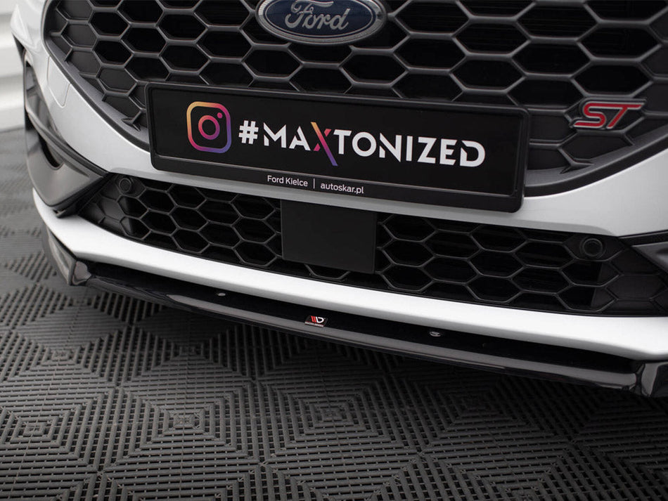 Maxton Design - Front Splitter V.2 Ford Focus ST / ST-Line Mk4 Facelift