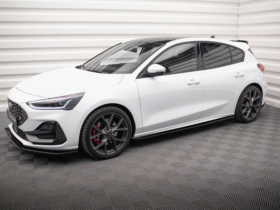 Maxton Design - Side Skirts Diffusers V.3 Ford Focus ST / ST-Line Mk4 Facelift
