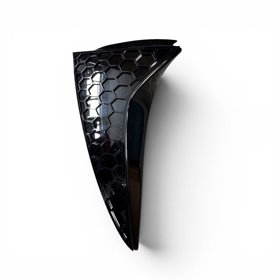 Ford Focus MK4 & MK4.5 (All Models) Rear Window Side Cover (Hex Design)