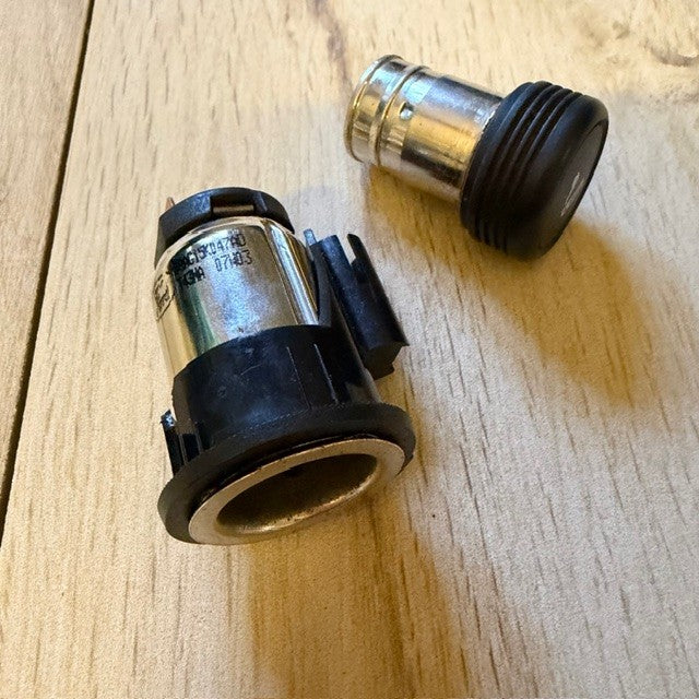 USED Cigarette lighter Mk6 Fiesta 2004 - 2008