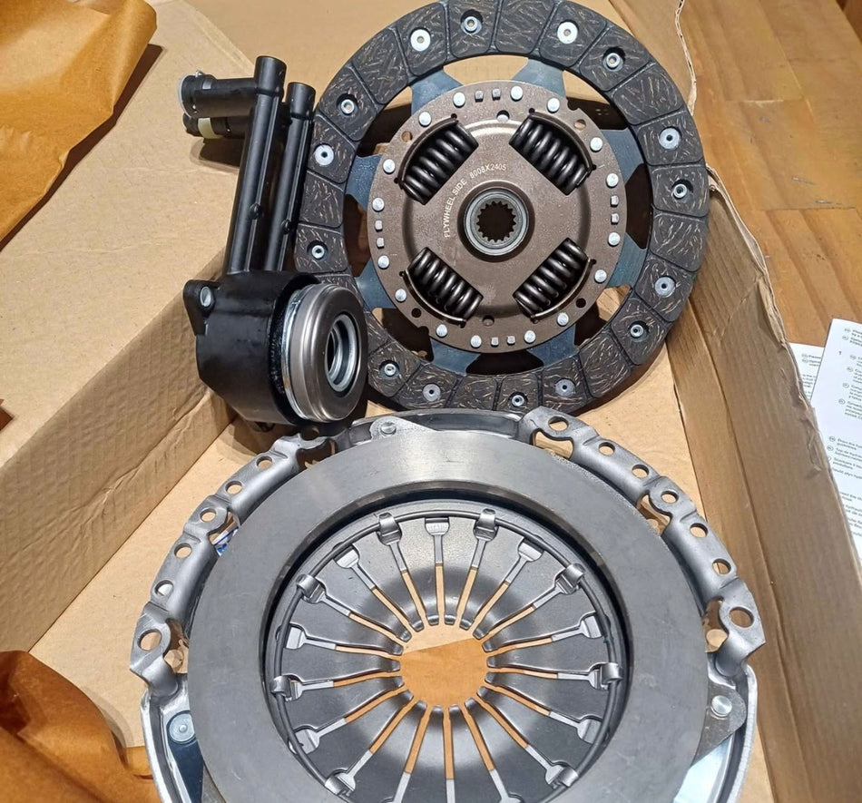 BRANDNEW! Ford Fiesta mk6 mk7 1.6 16v 3 piece clutch kit Rymec JT7844029 220mm 2002-2014