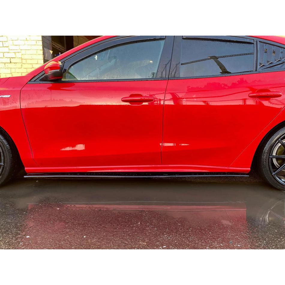 Focus MK4 ST/ST-Line Side Skirt Extensions (Gloss Black)