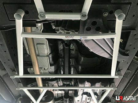 Ultra Racing 3-Point Fender Brace (UR-FD3-715P)